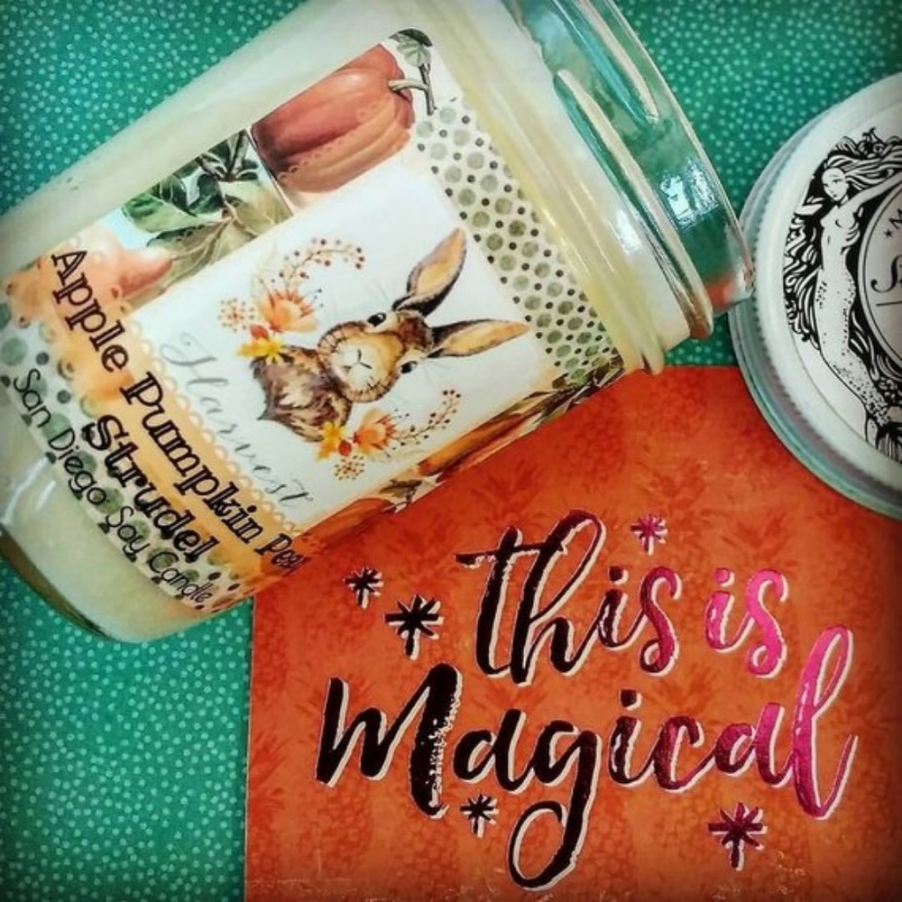 Apple Pumpkin Pear Strudel soy candle